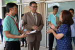 ผู้รักษาราชการแทนอธิการบดี มมส ลงพื้นที่ให้กำลังใจและต้อนรับการรายงานตัวใหม่ (โควตารับตรง) ประจำปีการศึกษา 2559