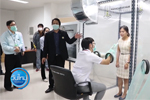 วันใหม่ไทยพีบีเอส : ส่งมอบตู้ความดันบวก- ตู้ความดันลบ ให้ รพ.สุทธาเวช : ThaiPBS  (22 เม.ย. 63)